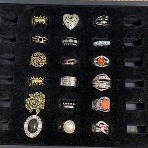 18 Stretchy Rings ( 5) - pictures show Rings